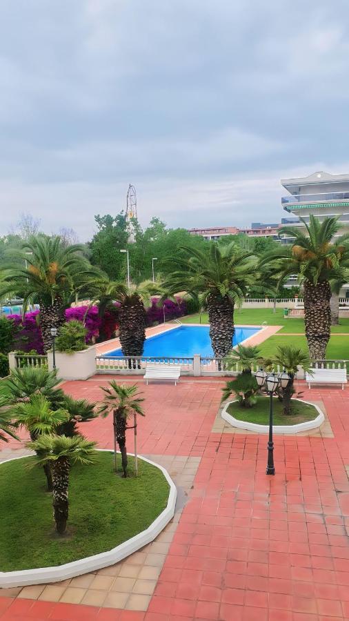 For A Stay Living Park Salou Bagian luar foto